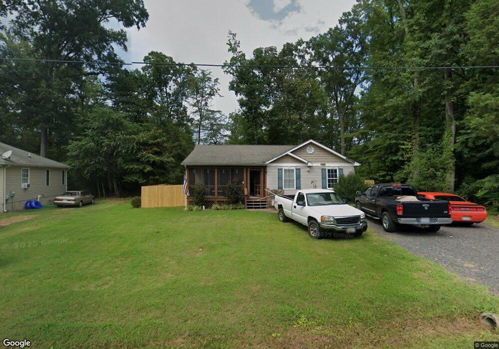 158 Fort King Dr, Colonial Beach, VA 22443 - photo 1