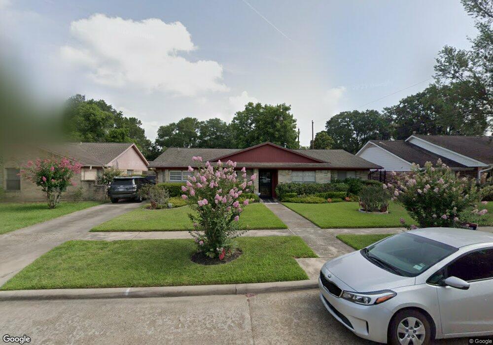 1126 W Donovan St, Houston, TX 77091 - photo 1