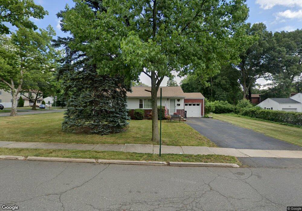 626 East Dr, Paramus, NJ 07652 - photo 1