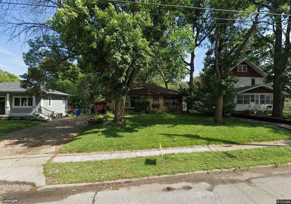 2015 30th St, Des Moines, IA 50310 - photo 1