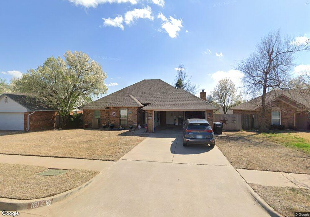1612 NE 10th St, Moore, OK 73160 - photo 1