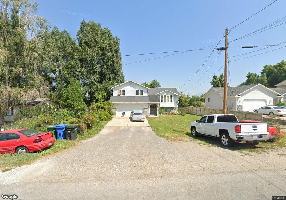 332 W 200 S, Hyrum, UT 84319 - photo 1