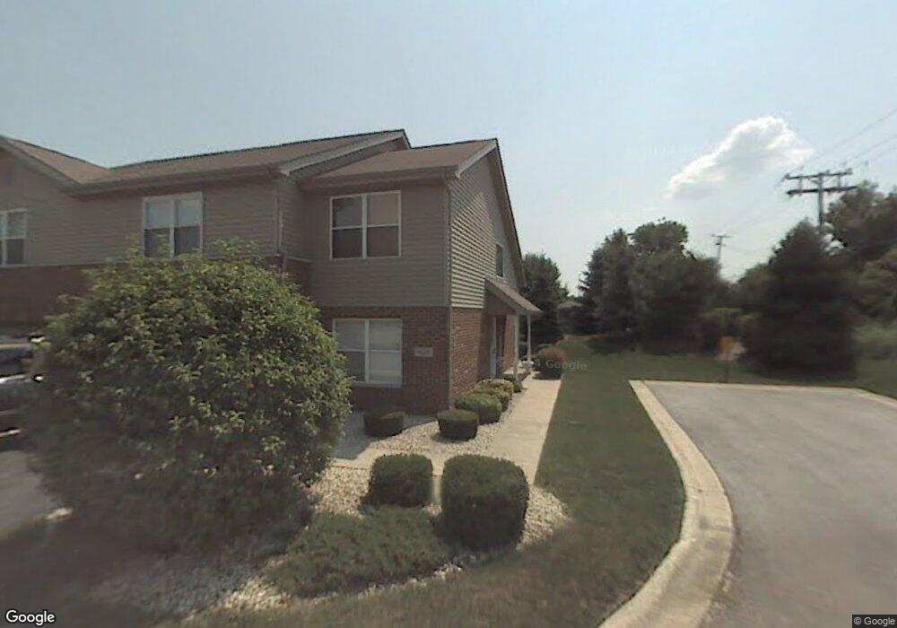 4621 Lindenwood Ct, Matteson, IL 60443 - photo 1
