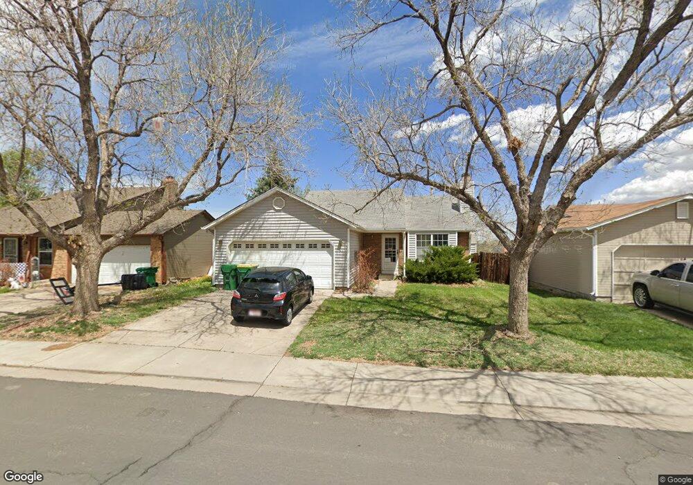 19437 E Purdue Cir, Aurora, CO 80013 - photo 1