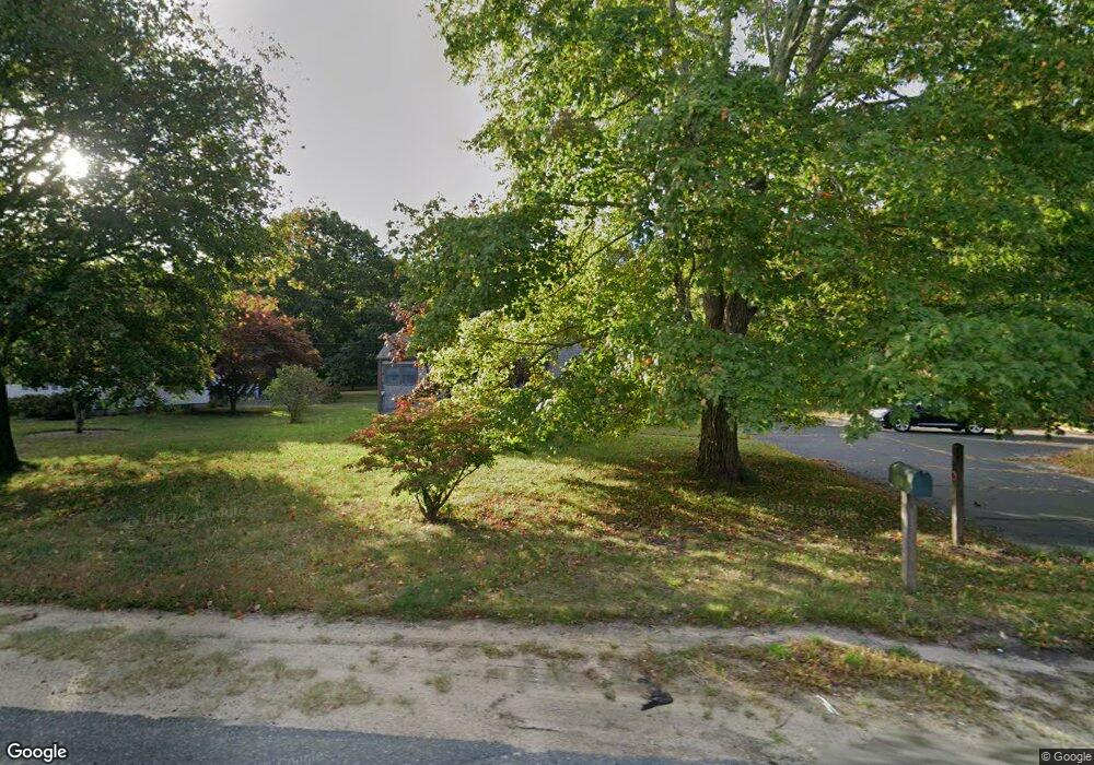 724 Sandwich Rd, Bourne, MA 2532 - photo 1