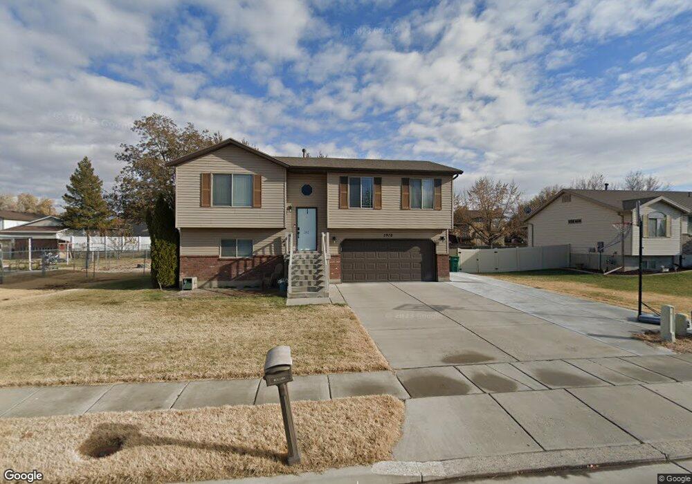 5970 S 3000 W unit 9, Roy, UT 84067 - photo 1