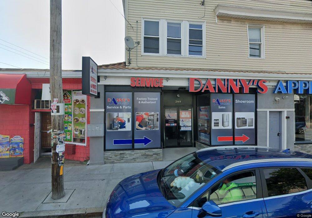 267 Academy Ave, Providence, RI 02908 - photo 1