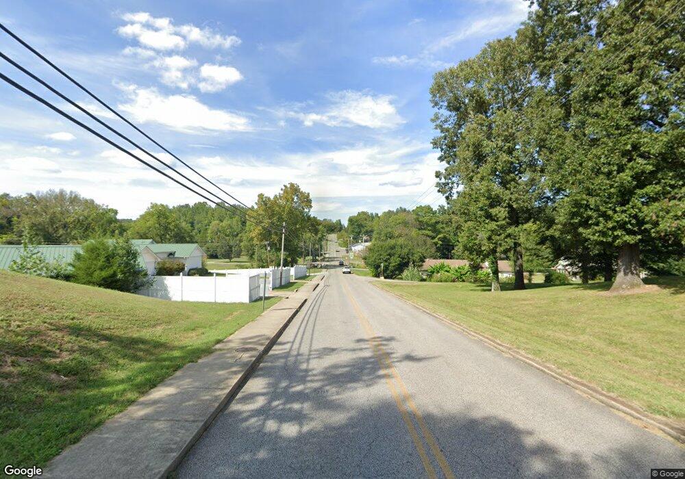 905 S Mill St, Linden, TN 37096 - photo 1