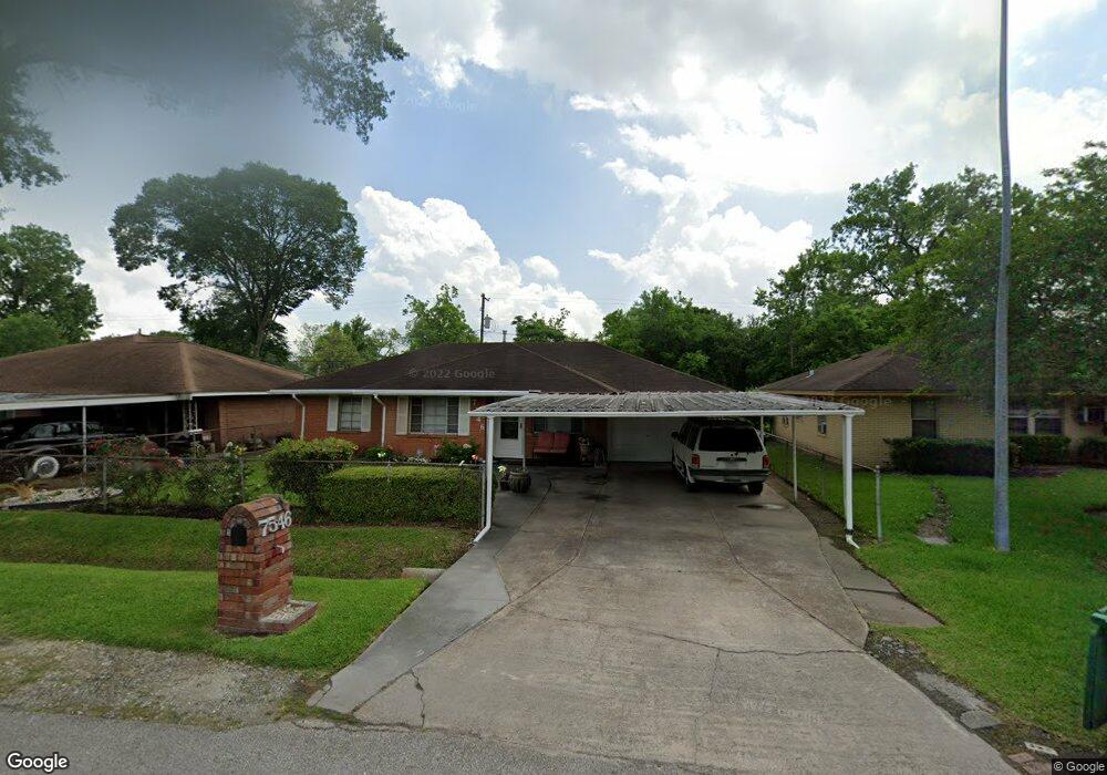 7546 Weyburn St, Houston, TX 77028 - photo 1