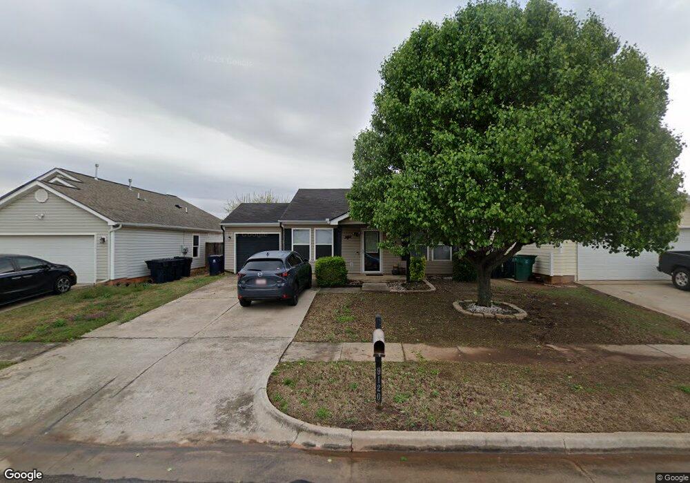 9200 Checkerbloom Dr, Oklahoma City, OK 73165 - photo 1