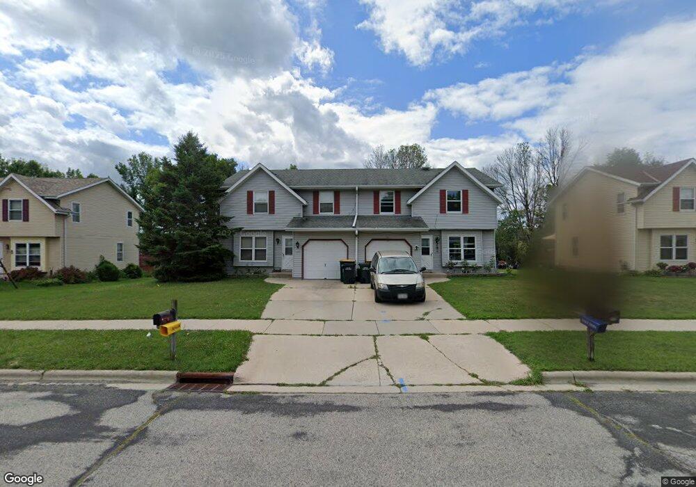 3401 Stanford Ln, West Bend, WI 53090 - photo 1