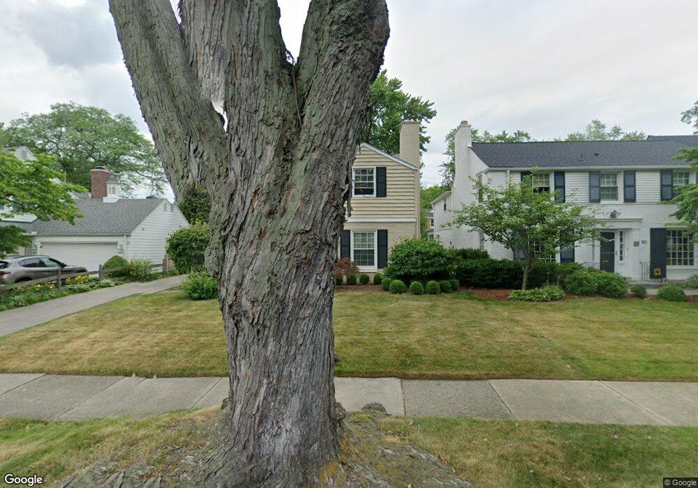 84 Meadow Ln, Grosse Pointe Farms, MI 48236 - photo 1