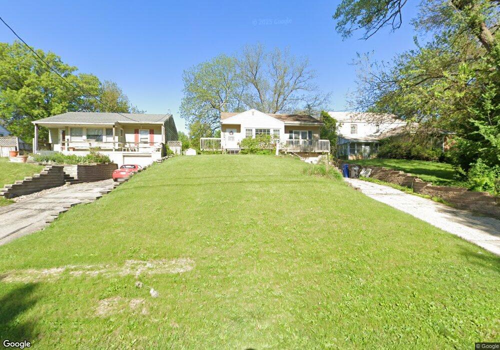 1056 56th St, Des Moines, IA 50311 - photo 1