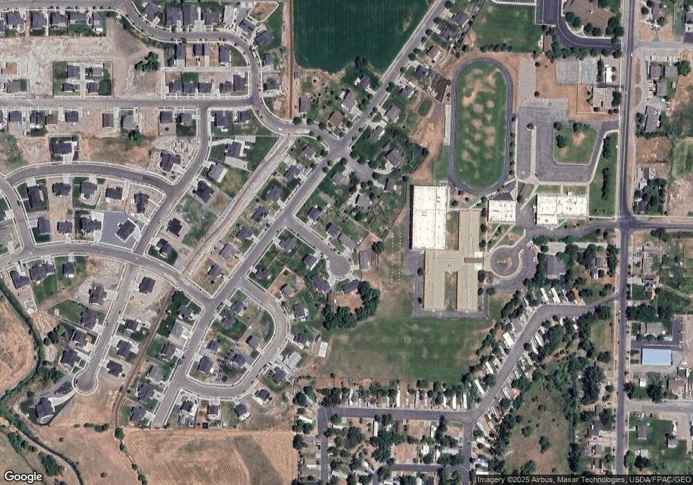 464 W 60 S, Hyrum, UT 84319 - photo 1