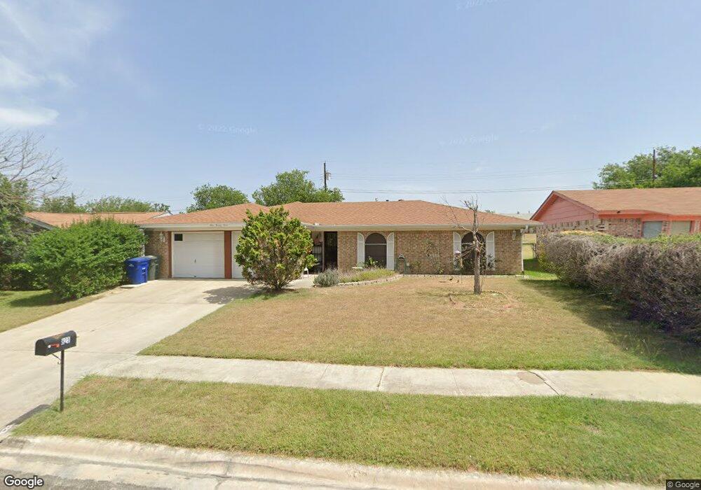 923 Holly St, Copperas Cove, TX 76522 - photo 1