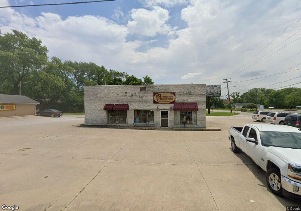 929 W Cross St, Anderson, IN 46011 - photo 1