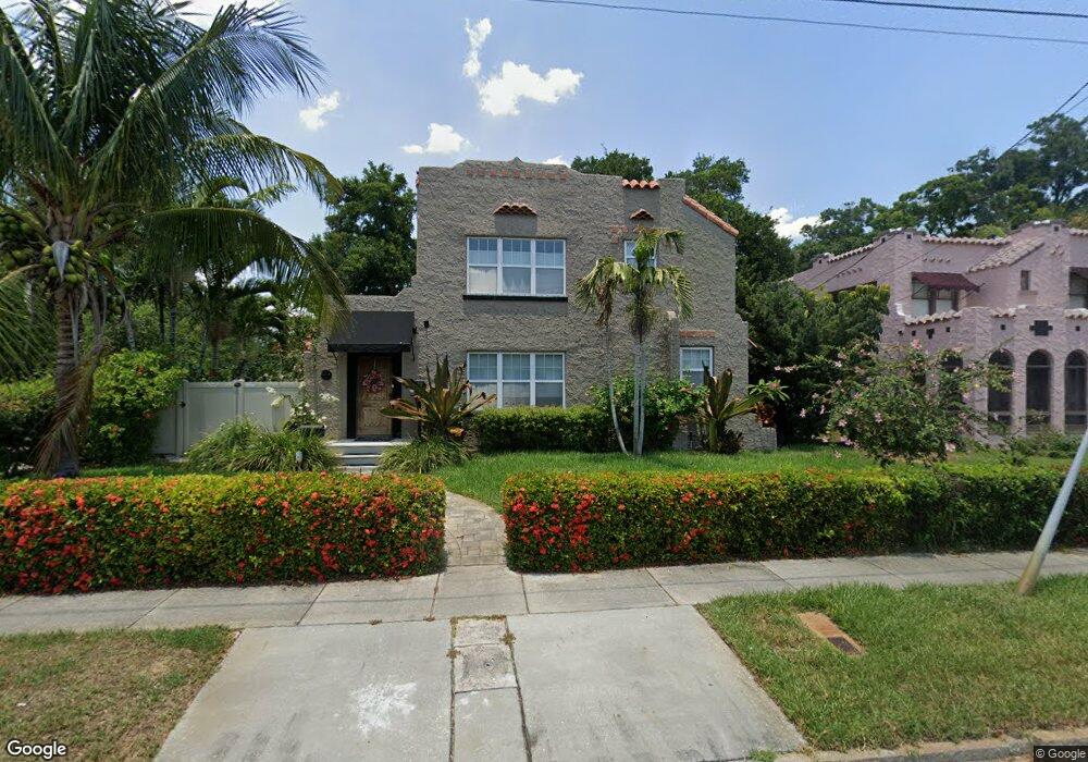 1125 11th Ave N, Saint Petersburg, FL 33705 - photo 1