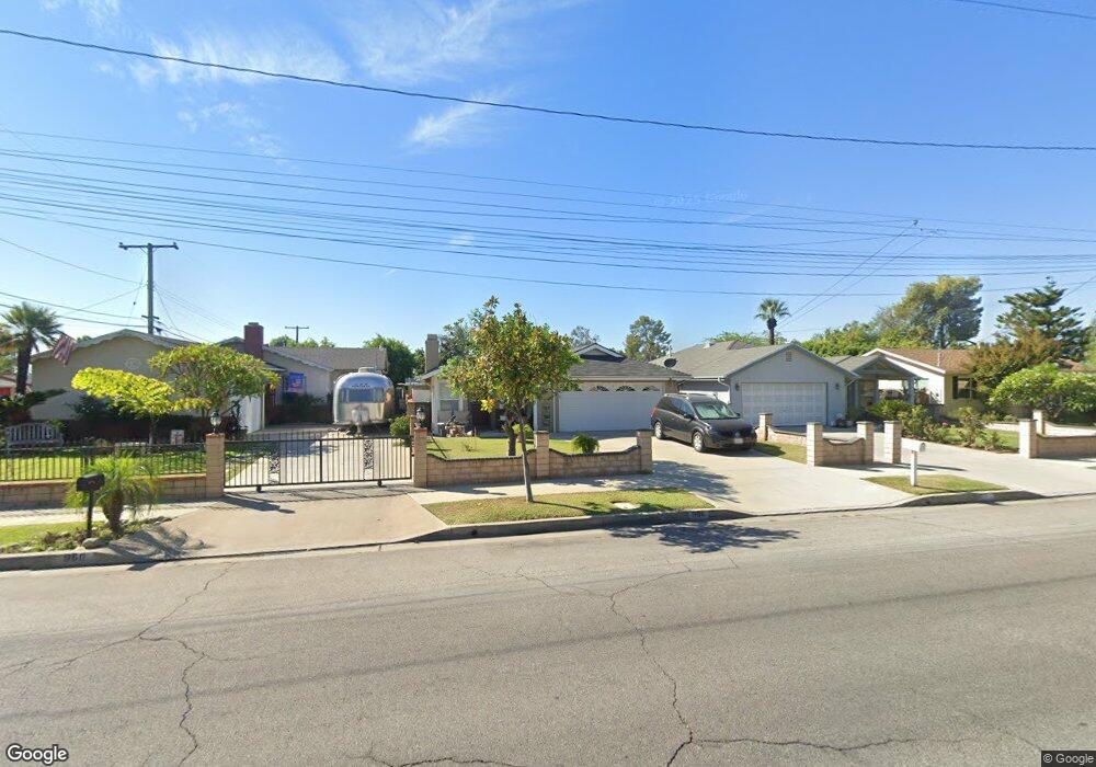 966 W Paramount St, Azusa, CA 91702 - photo 1