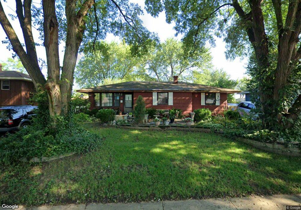 136 Toro Cir, Carpentersville, IL 60110 - photo 1