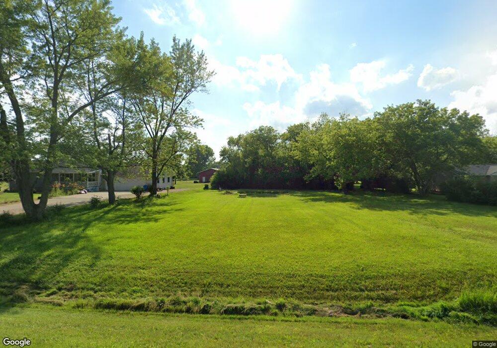 6127 Ballard Dr, Flint, MI 48505 - photo 1