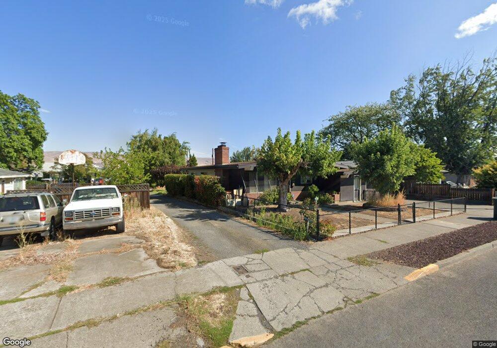 1815 E 12th St, the Dalles, OR 97058 - photo 1