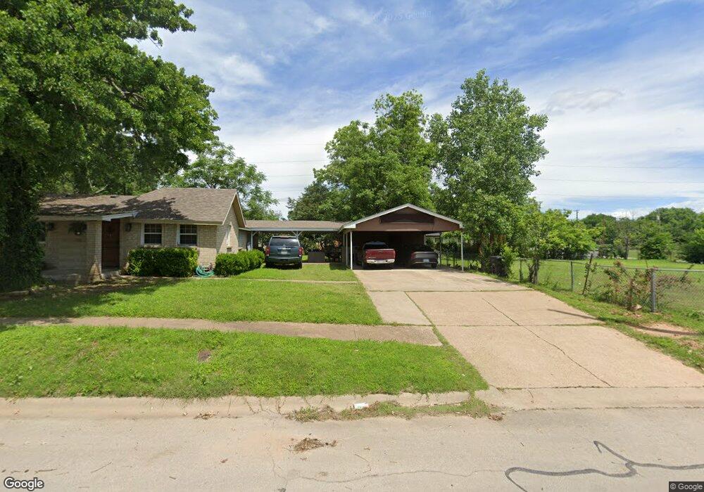 607 Olive St, Cleburne, TX 76031 - photo 1