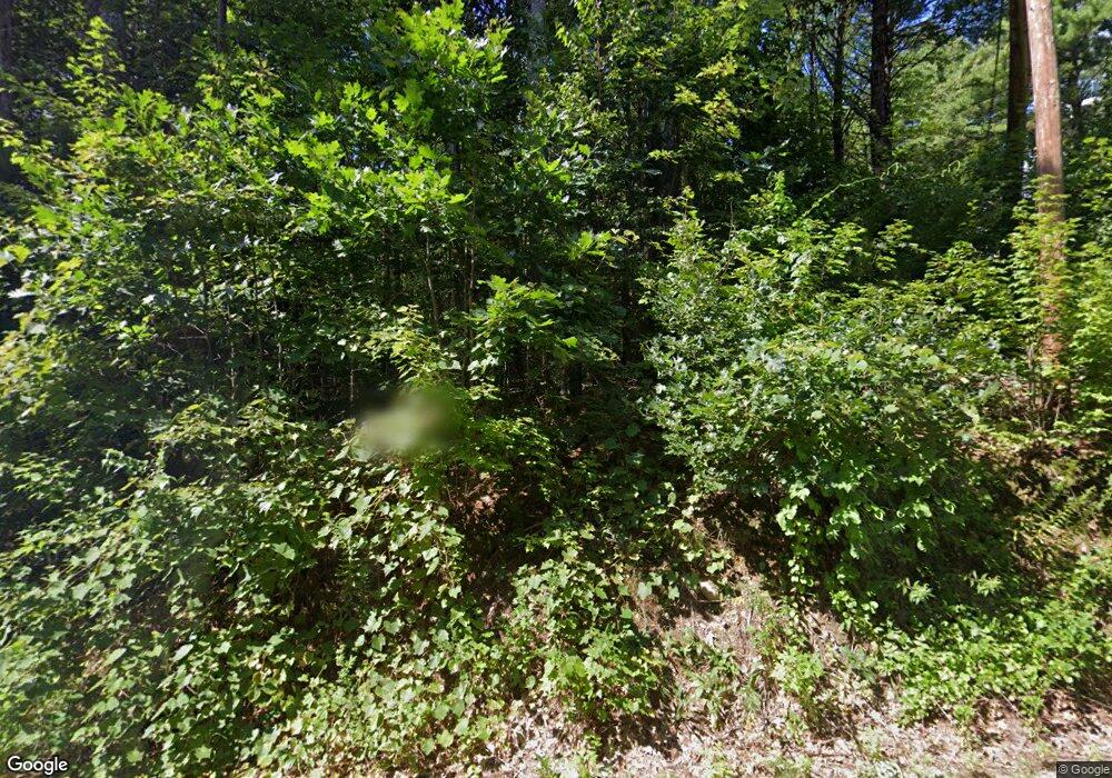 834 Cross Country Rd, Pembroke, NH 03275 - photo 1