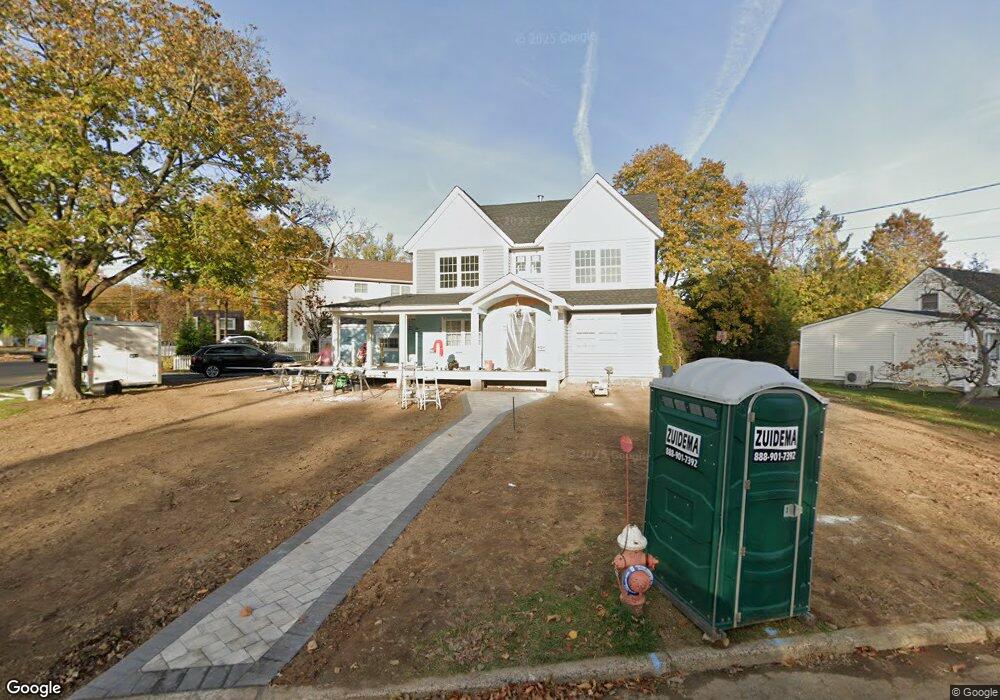 165 Coombs Dr, Paramus, NJ 07652 - photo 1