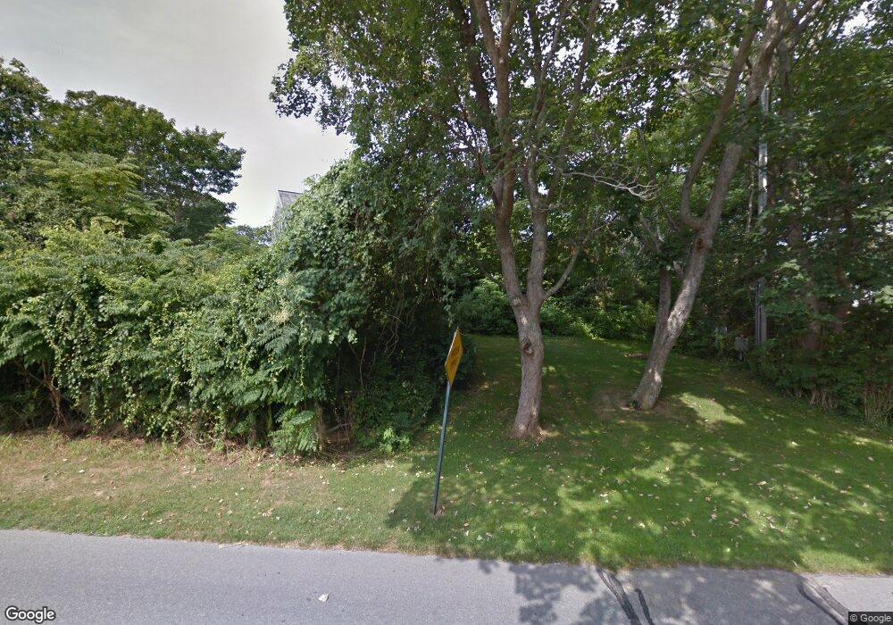 209 Carroll Ave unit 209, Newport, RI 02840 - photo 1