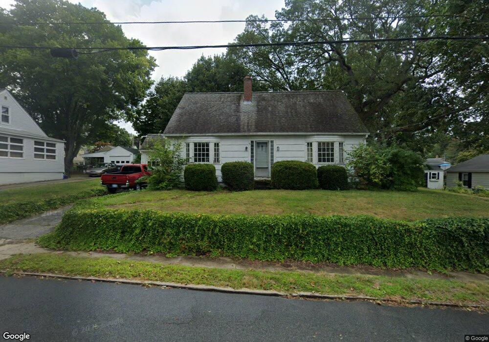 27 Queen Ave, West Warwick, RI 02893 - photo 1