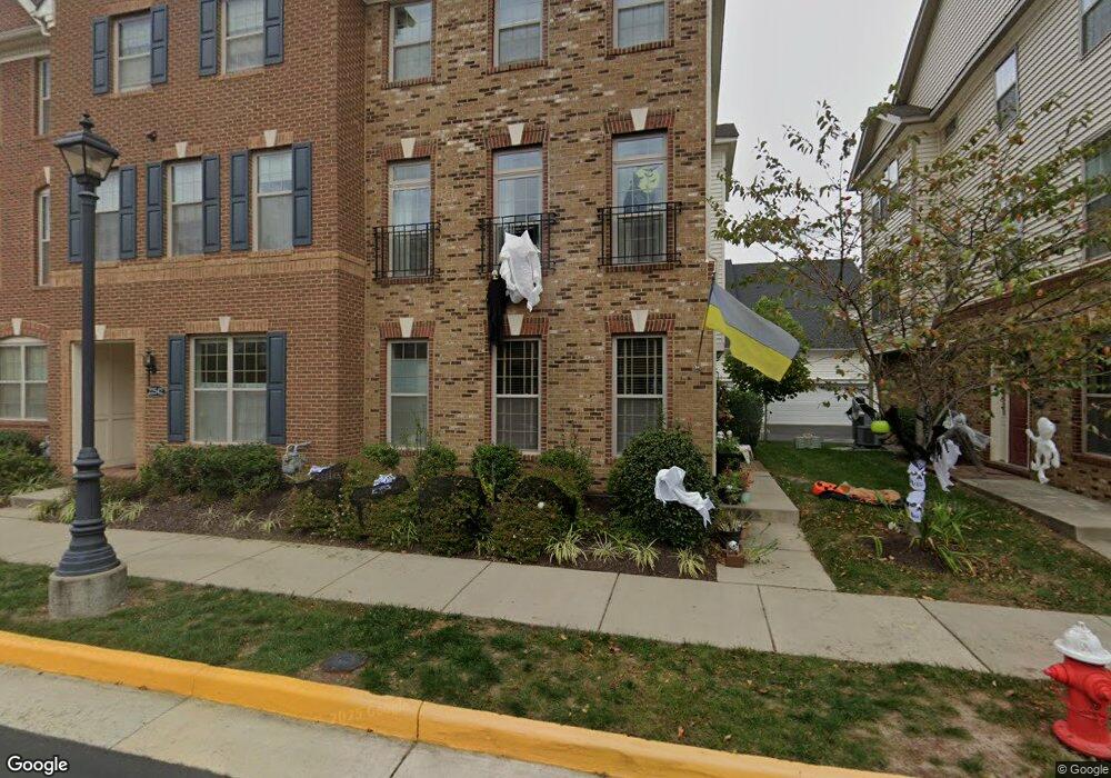 22544 Cambridgeport Square, Ashburn, VA 20148 - photo 1