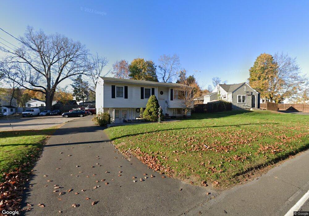 38 Federal Rd unit UP, Danbury, CT 06810 - photo 1