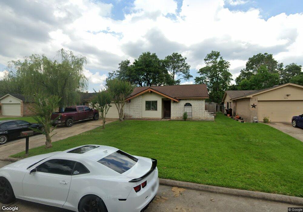 4014 Lucian Ln, Friendswood, TX 77546 - photo 1