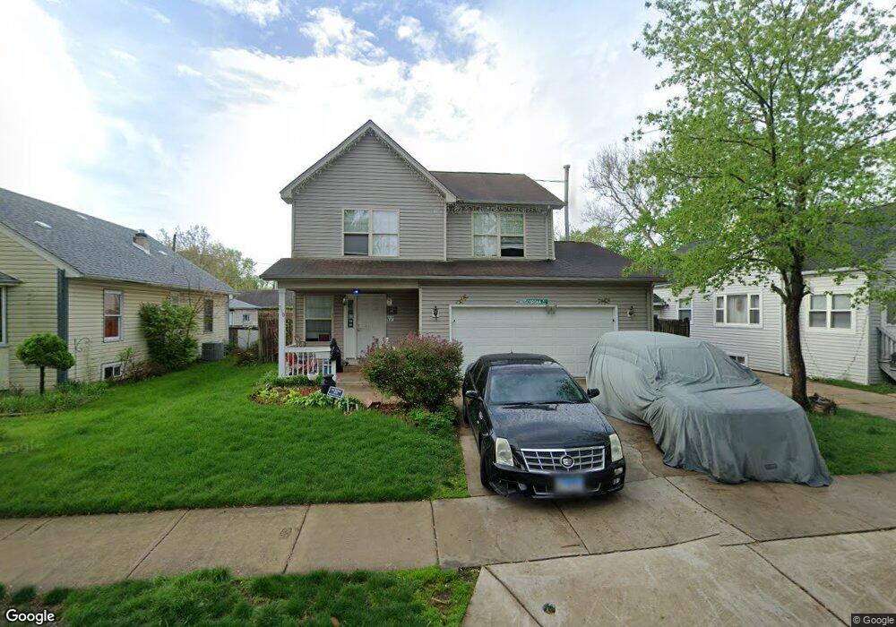 710 Charles St, Aurora, IL 60506 - photo 1