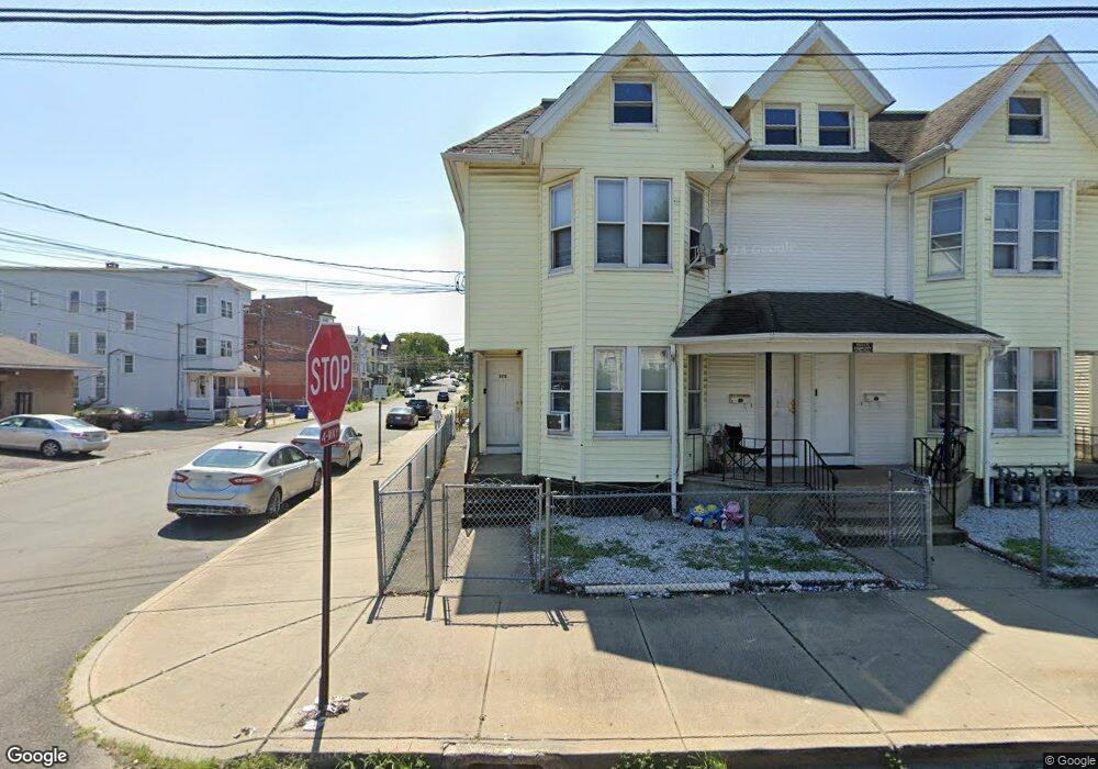 372 Benham Ave, Bridgeport, CT 06604 - photo 1