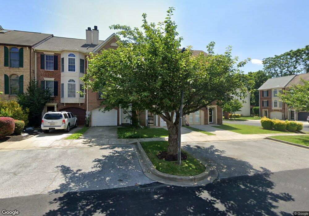 33 Victoria Square, Frederick, MD 21702 - photo 1