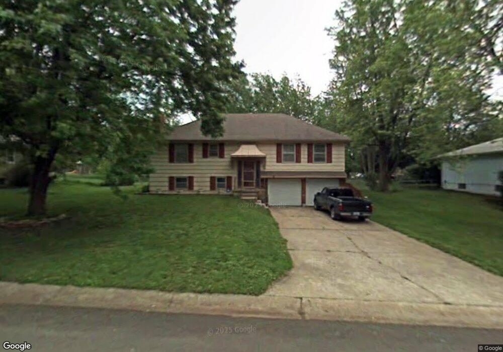 505 S Adams St, Raymore, MO 64083 - photo 1