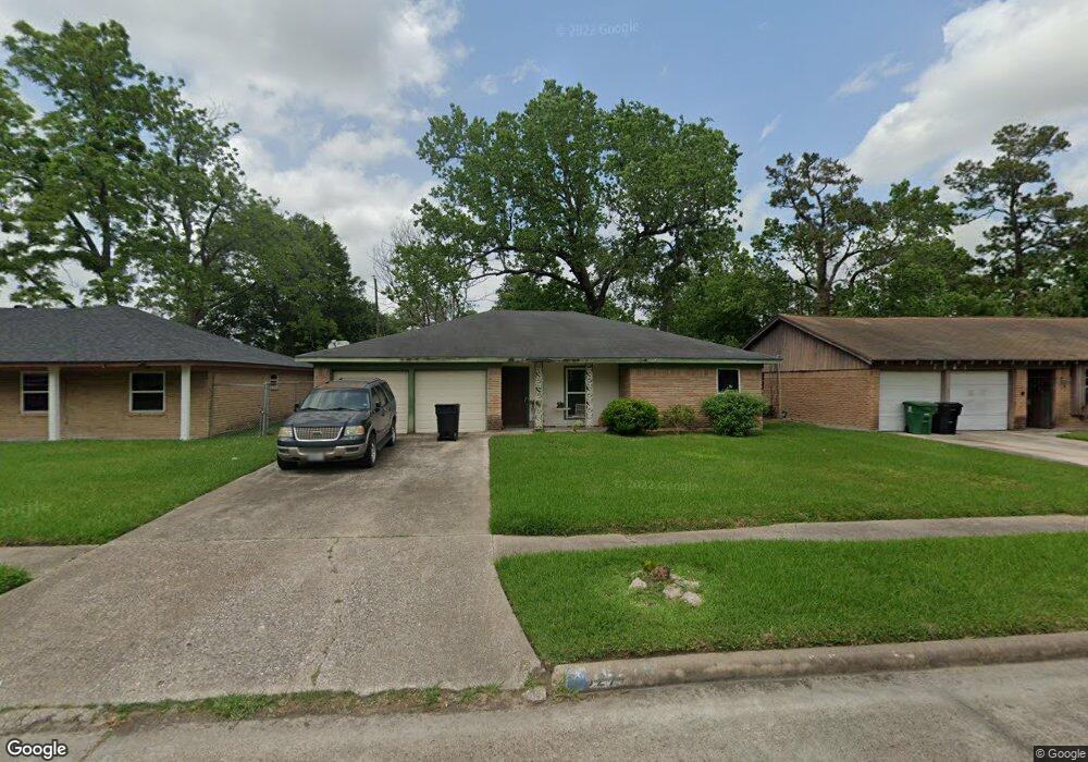 7627 Sterlingshire St, Houston, TX 77016 - photo 1