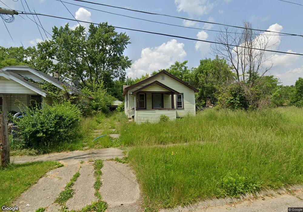 916 Knapp Ave, Flint, MI 48503 - photo 1