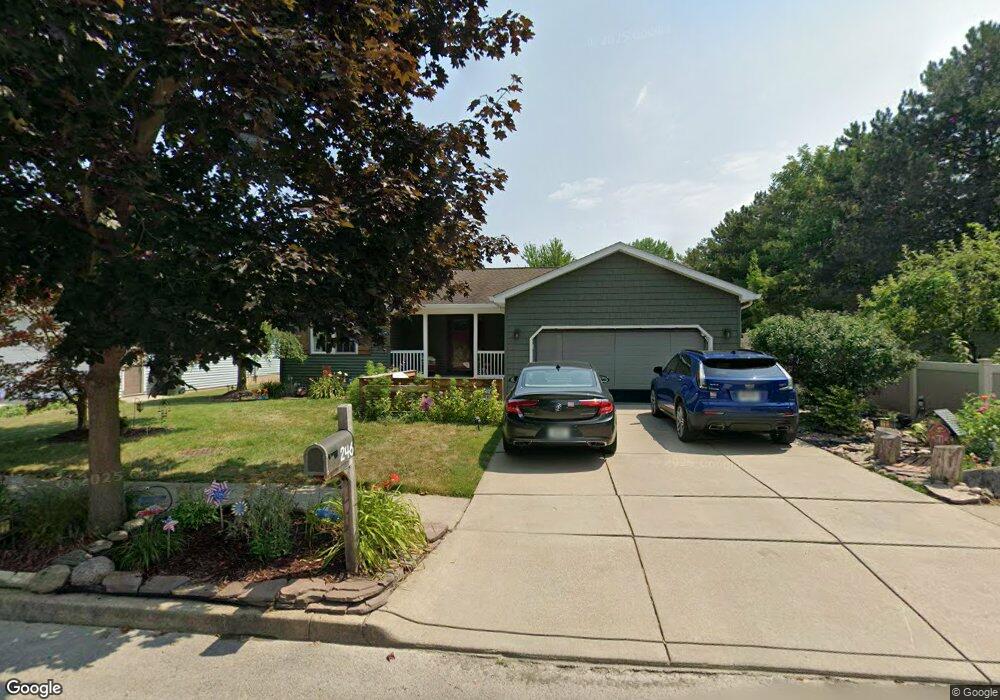 246 Oakdale Dr, North Tonawanda, NY 14120 - photo 1