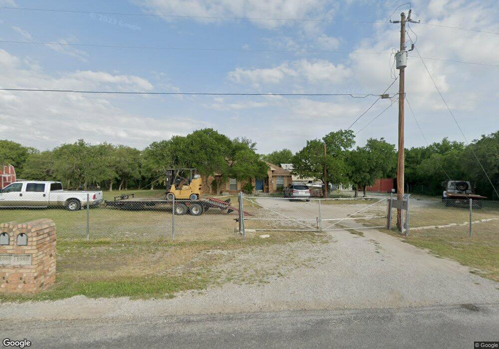 1989 Reynolds Dr, Azle, TX 76020 - photo 1