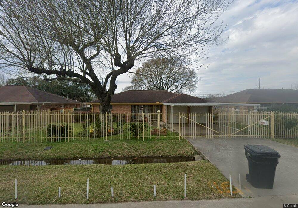 4707 Cetti St, Houston, TX 77009 - photo 1