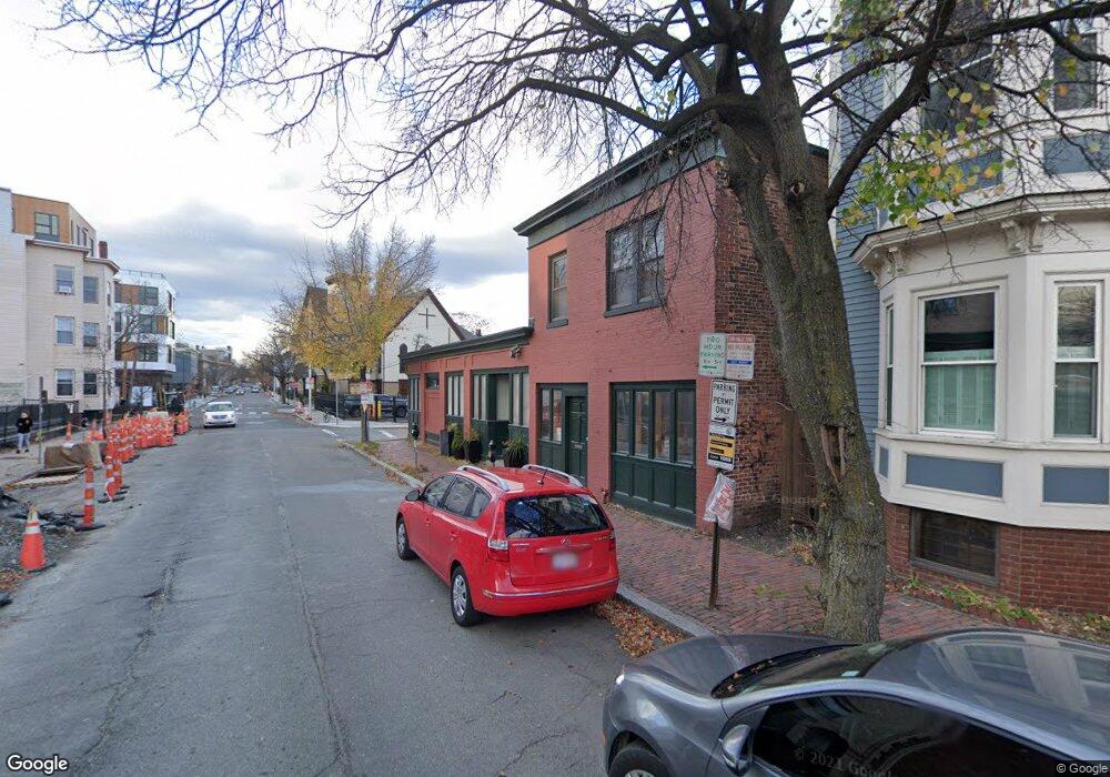 19 Bishop Richard Allen Dr unit 1, Cambridge, MA 02139 - photo 1