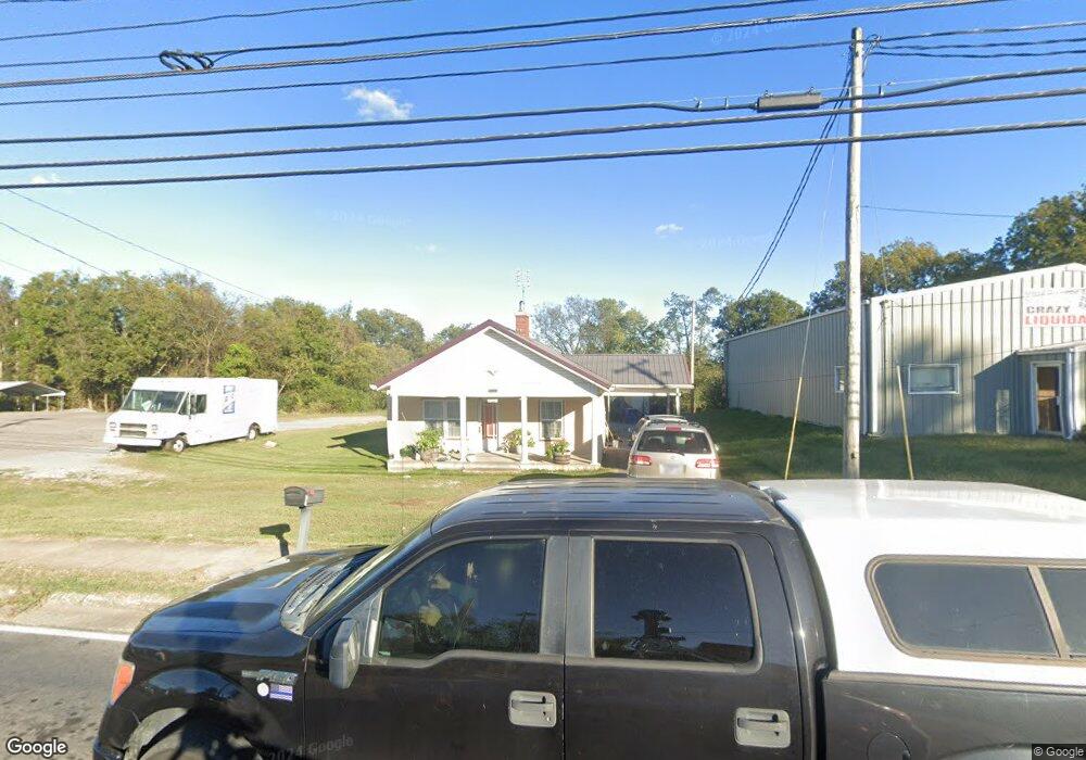 705 S Cannon Blvd, Shelbyville, TN 37160 - photo 1