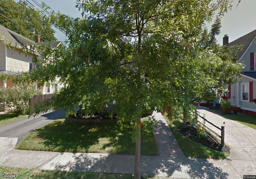 29 Bradley Ave, Branford, CT 06405 - photo 1