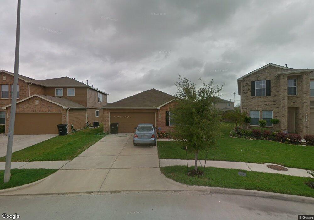 9339 Delmont Park Ln, Houston, TX 77075 - photo 1