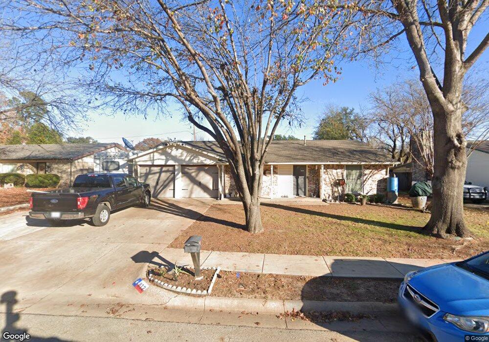 812 Gettysburg Place, Bedford, TX 76022 - photo 1