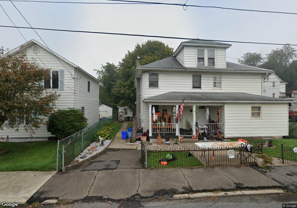 701 Fallon St, Old Forge, PA 18518 - photo 1