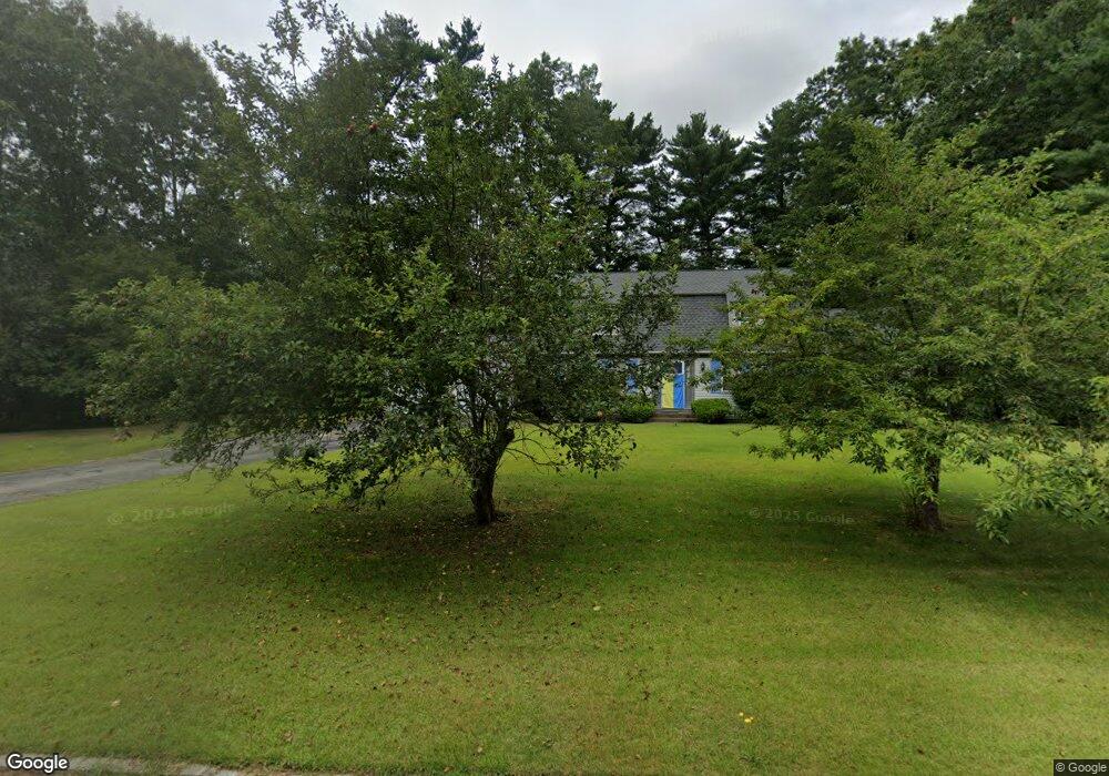 199 Stonegate Ln, Hanover, MA 02339 - photo 1