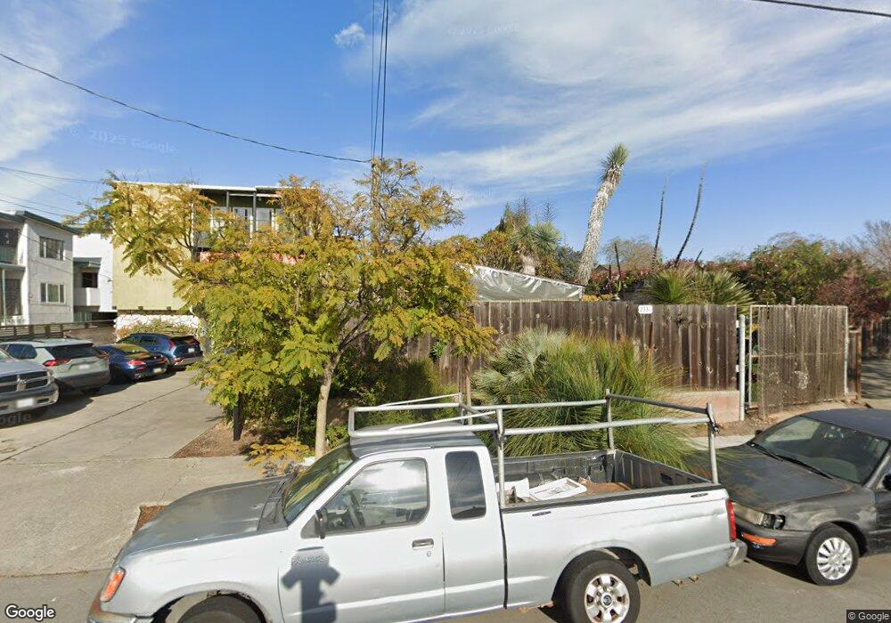 2331 10th St, Berkeley, CA 94710 - photo 1